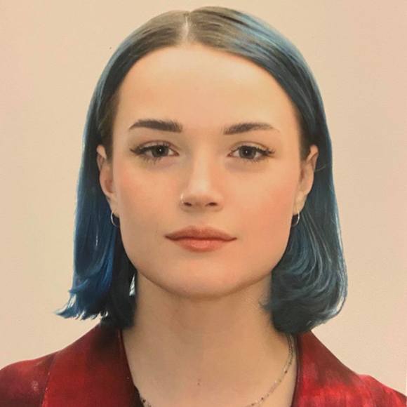 Meet your Posher, Kate - Picture 1 of 1